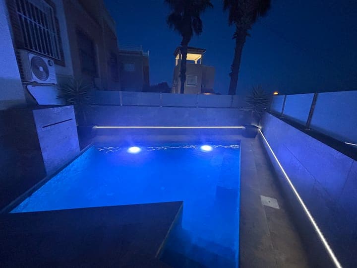 VILLA RELAX : piscine privée, barbecue et animaux de compagnie