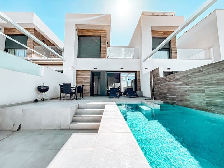 Villa Fee4Me avec piscine sur la Costa Blanca